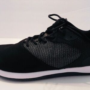 Nike Joyride Run Sneakers Men's Black & White  Running Shoes Size 9.5 AQ2730-001